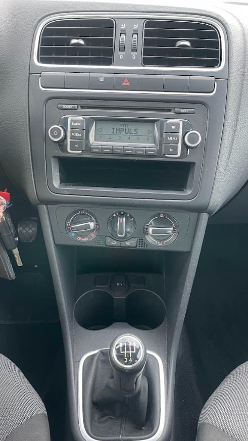 2009 Volkswagen POLO - 12