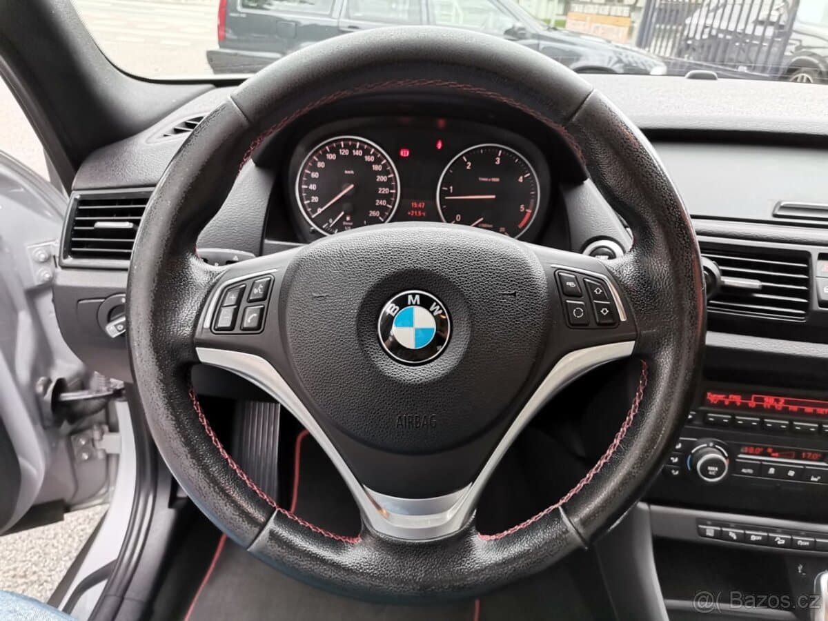 2013 BMW X1 - 12