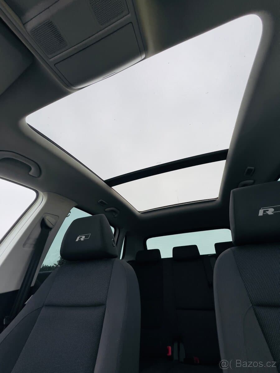 2010 Volkswagen TIGUAN - 12