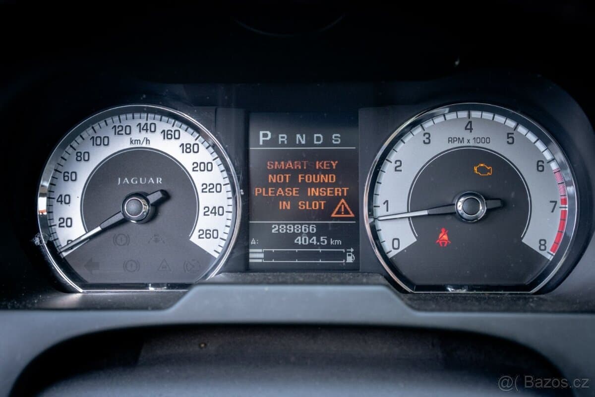 2008 Jaguar XF - 12
