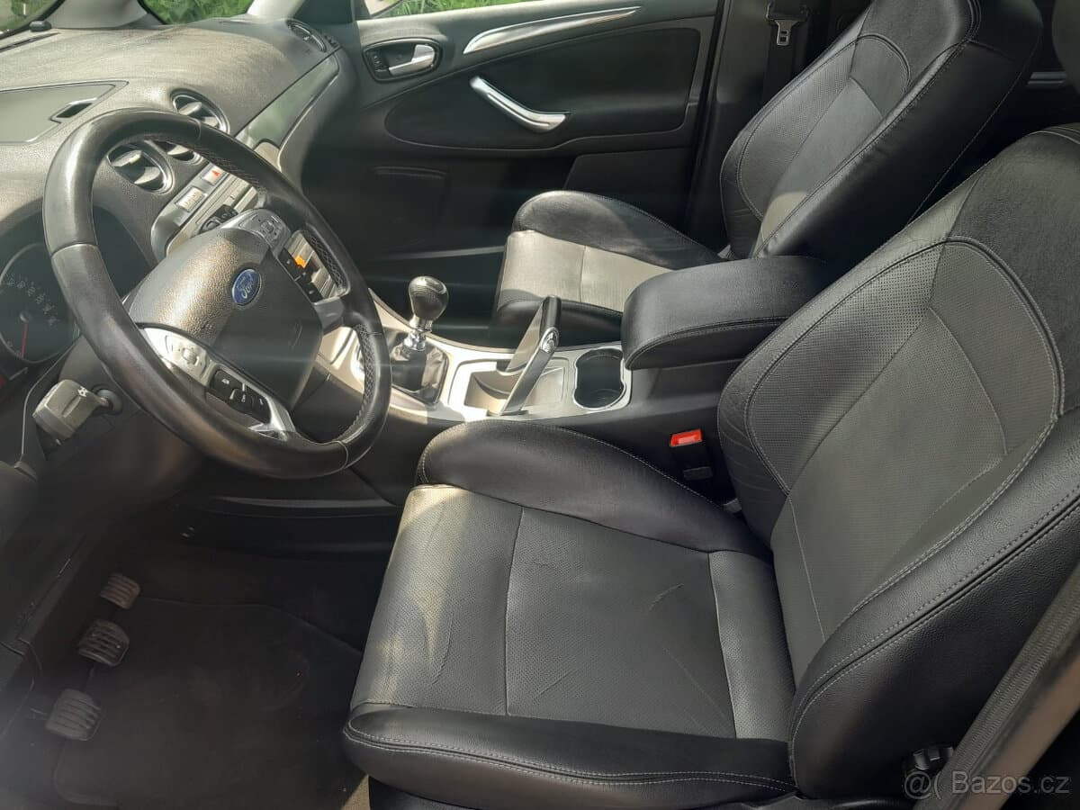 2007 Ford S-MAX - 12
