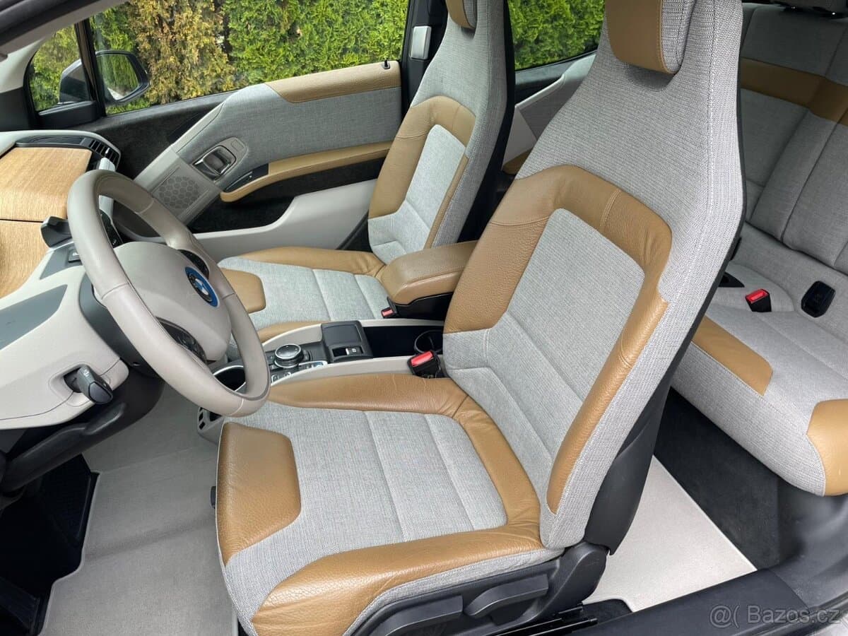 2014 BMW i3 - 12