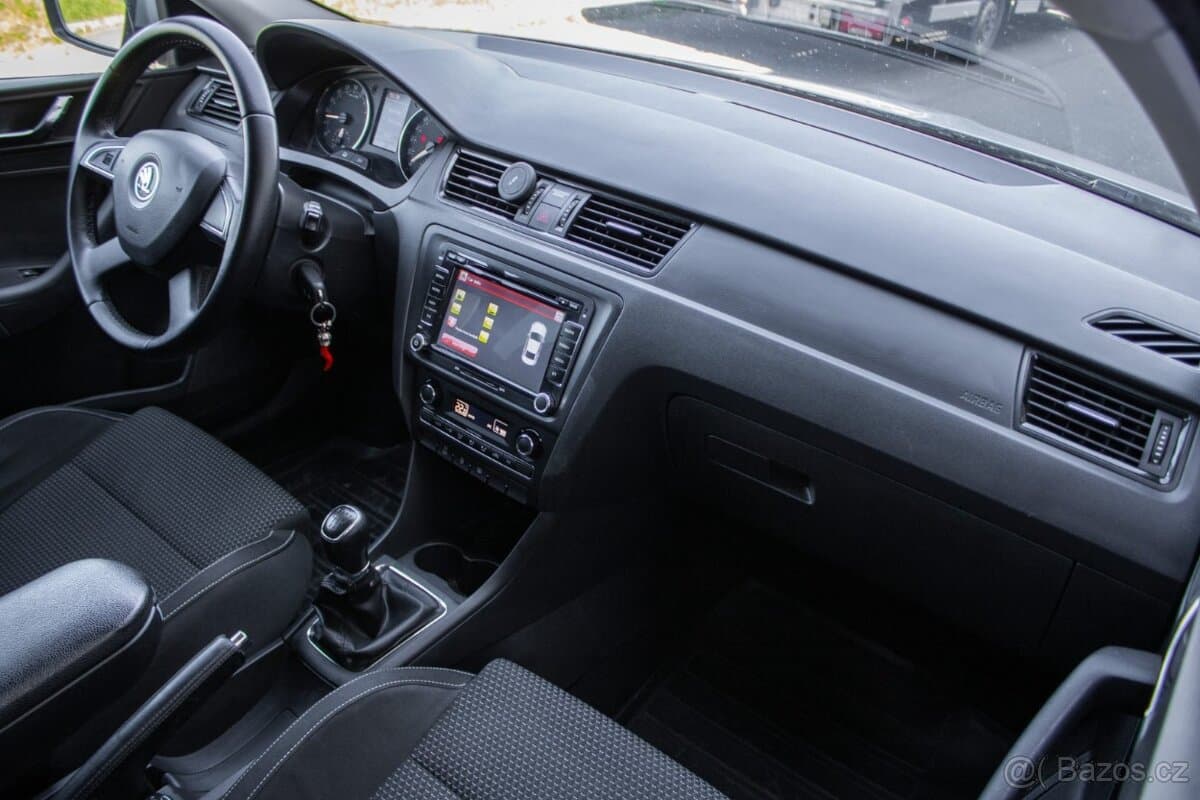 2013 Škoda RAPID - 12