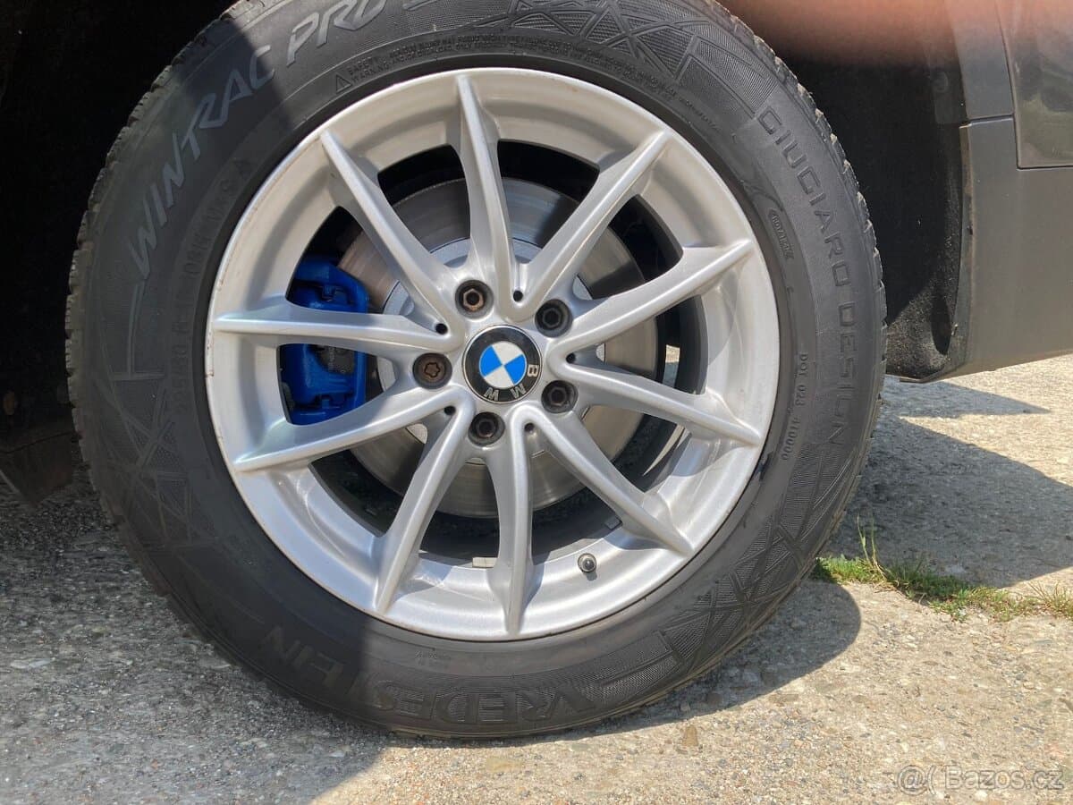 2017 BMW X4 - 12