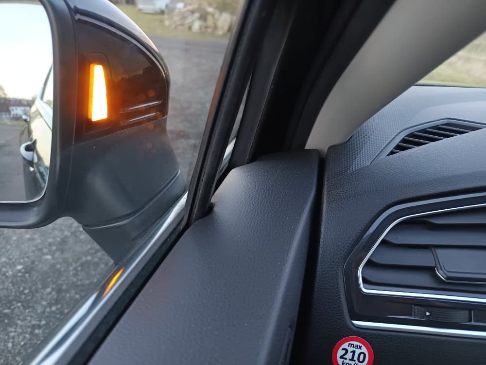 2019 Volkswagen TIGUAN - 12