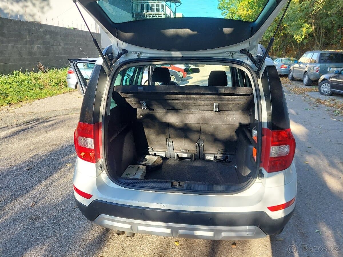 2017 Škoda YETI - 12