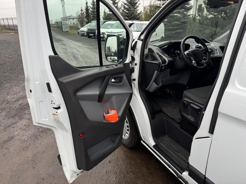 2015 Ford TRANSIT - 12