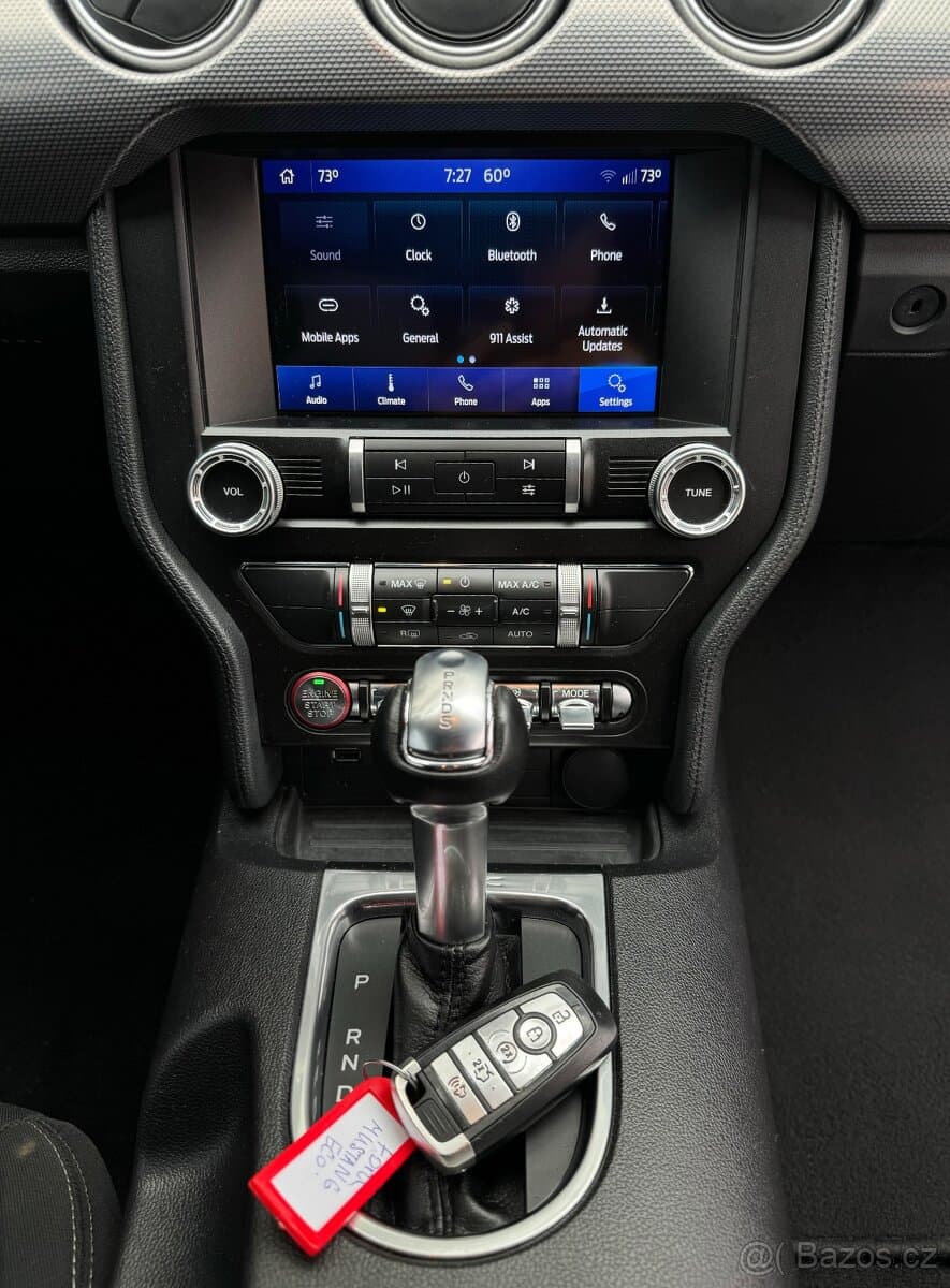 2019 Ford MUSTANG - 12