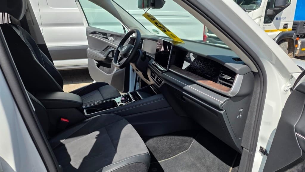 2025 Volkswagen TAYRON - 12