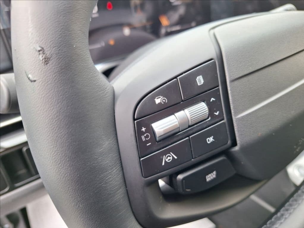 2026 Kia SPORTAGE - 12