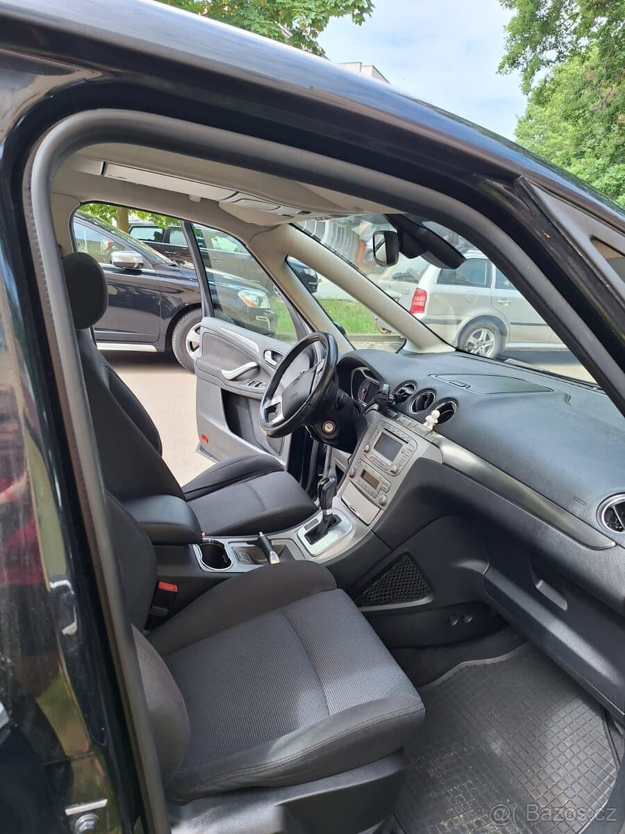 2009 Ford GALAXY - 12