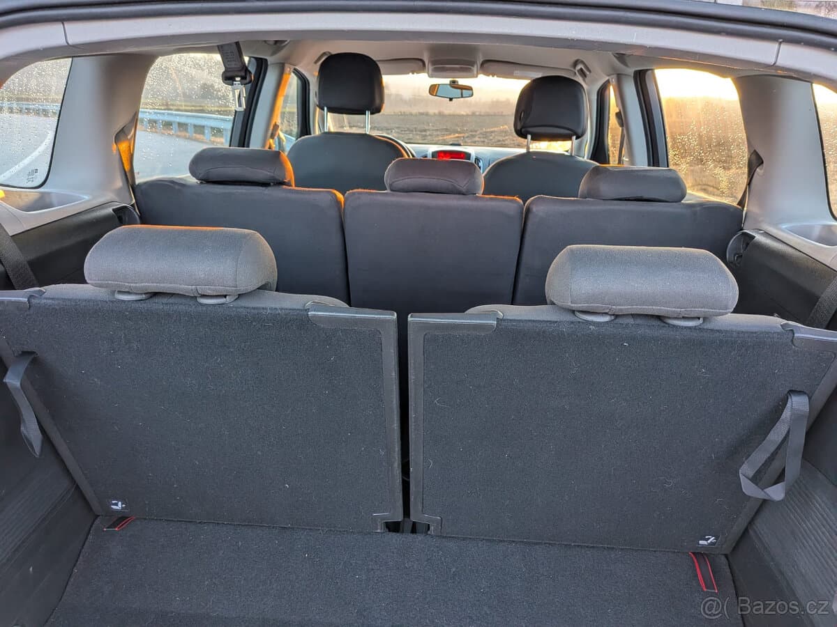 2014 Opel ZAFIRA - 12