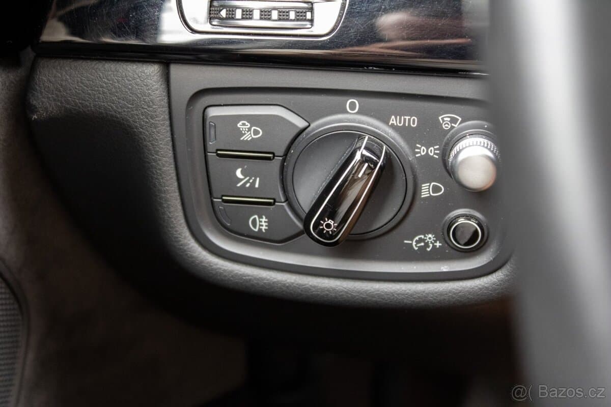 2014 Audi A8 - 12