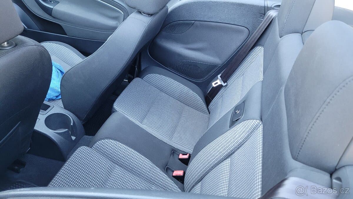 2010 Volkswagen EOS - 12