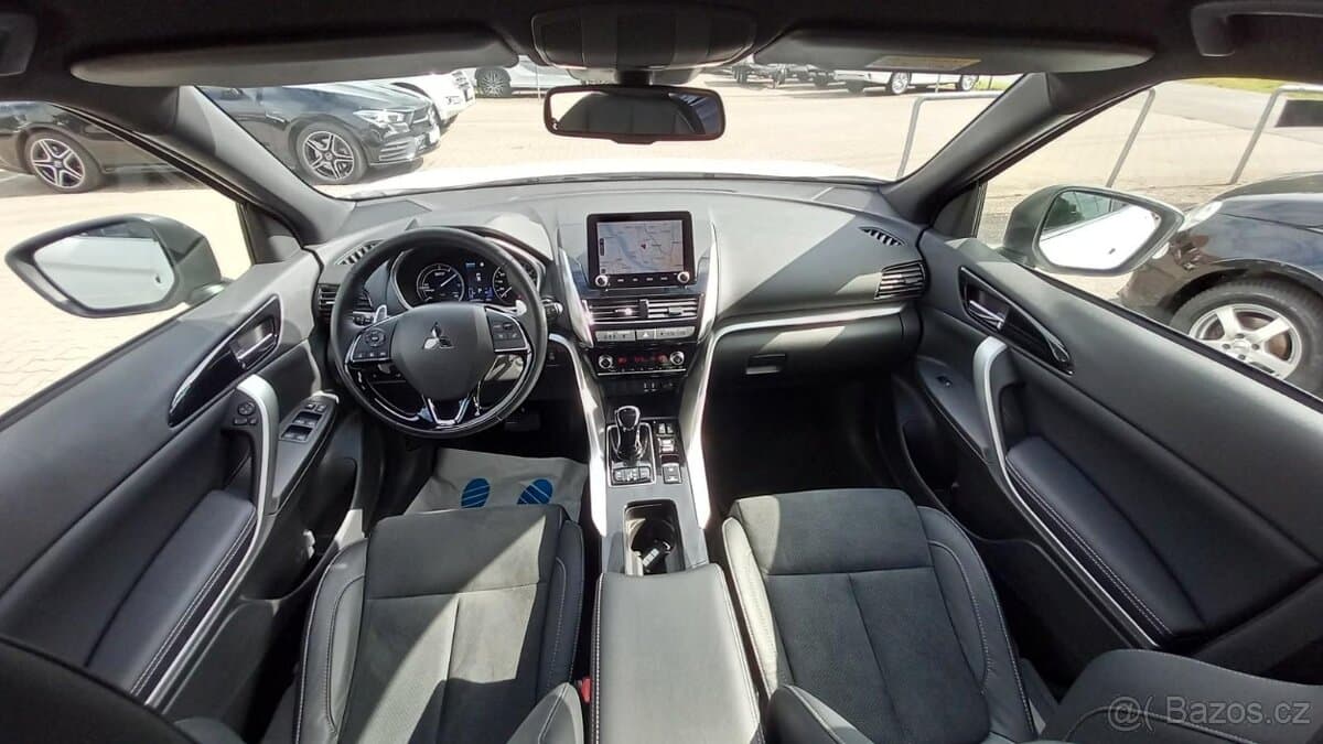 2023 Mitsubishi OSTATNÍ - 12