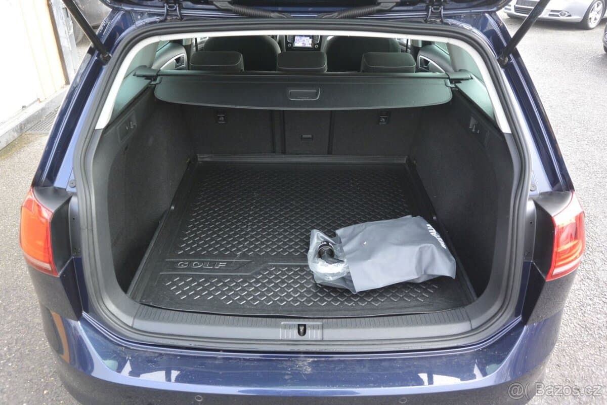 2015 Volkswagen GOLF - 12