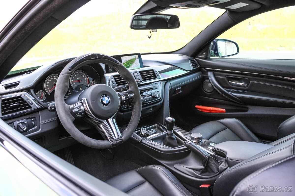2017 BMW M4 - 12