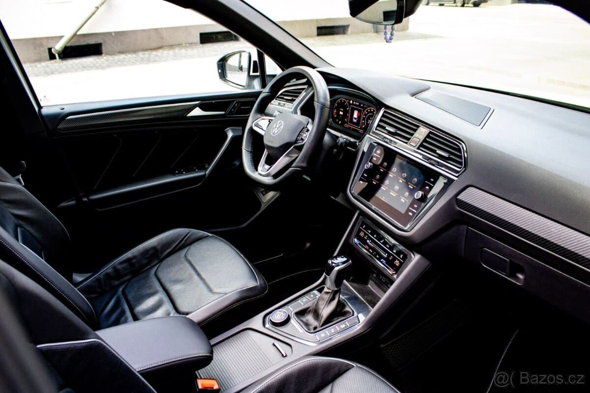 2023 Volkswagen TIGUAN - 12