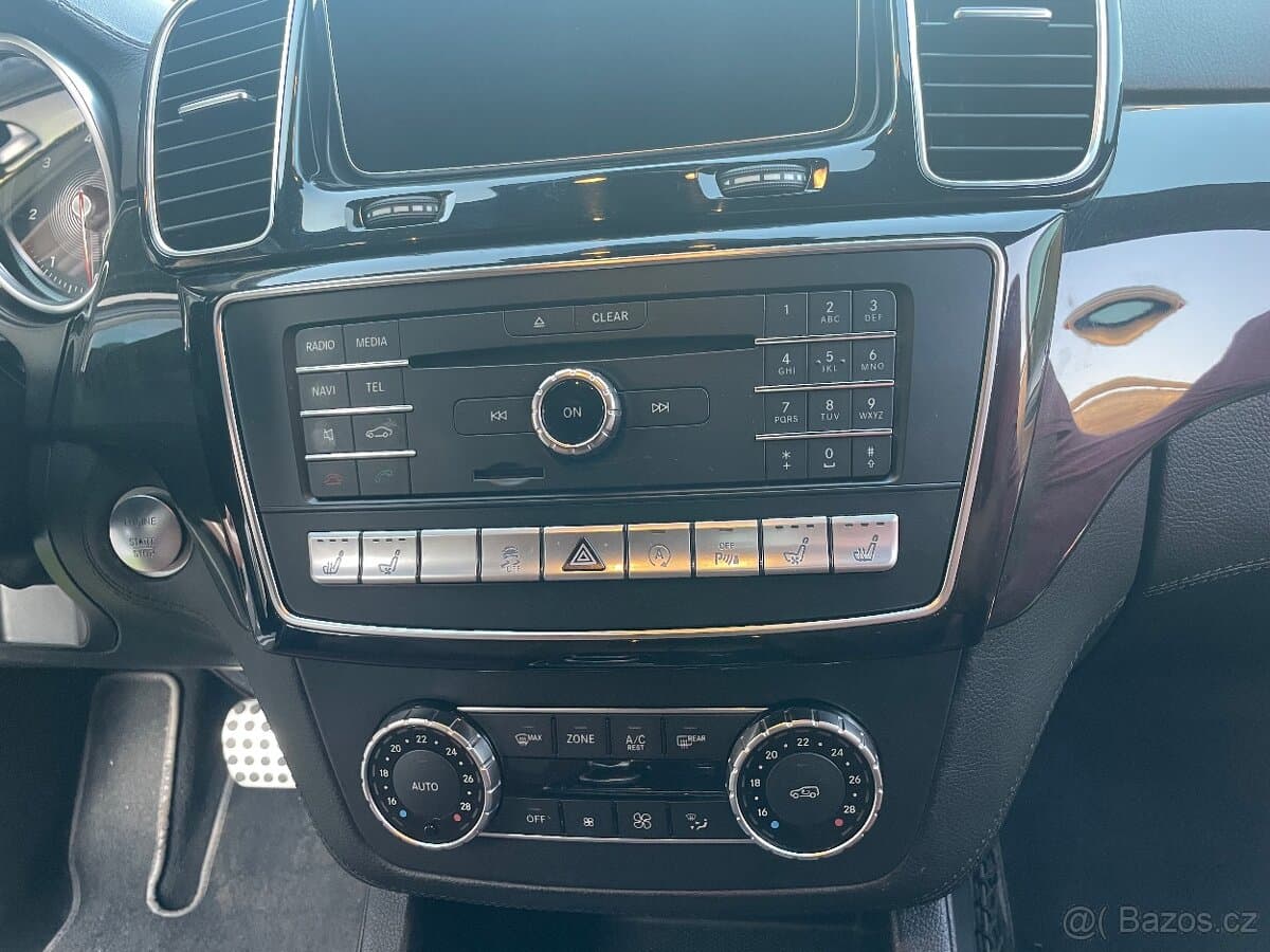 2017 Mercedes-Benz GL - 12
