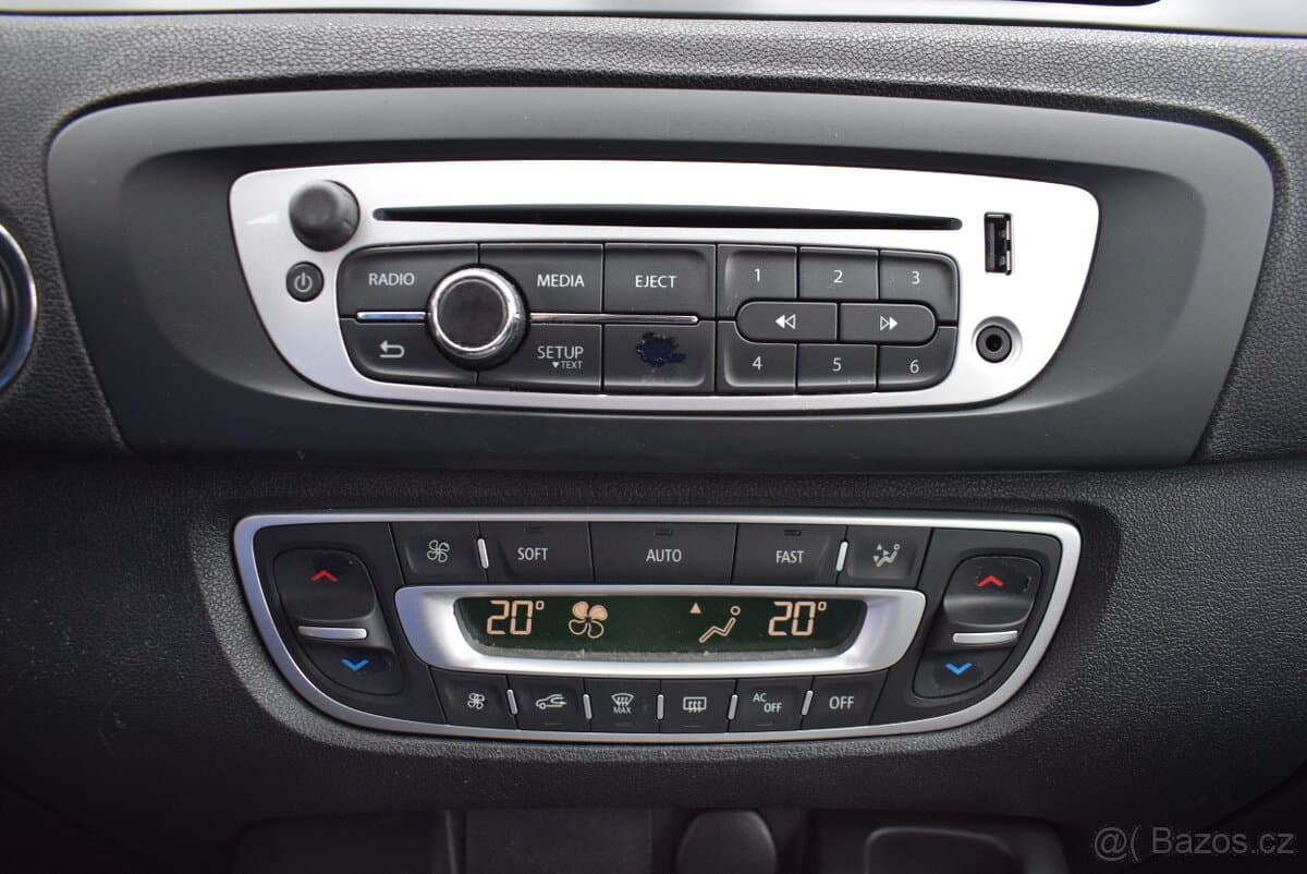 2013 Renault SCENIC - 12
