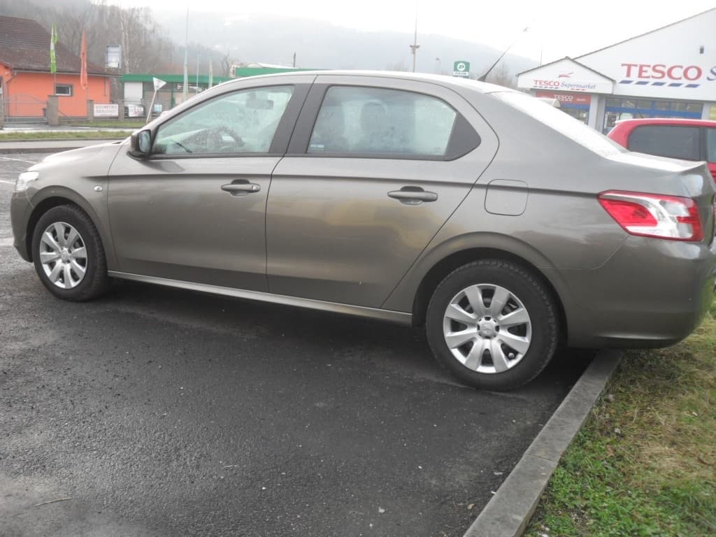 Peugeot 301 - 12