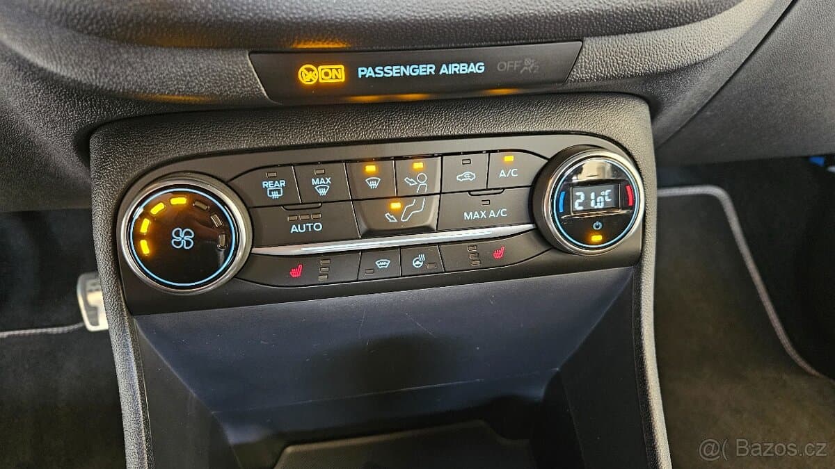 2019 Ford FIESTA - 12