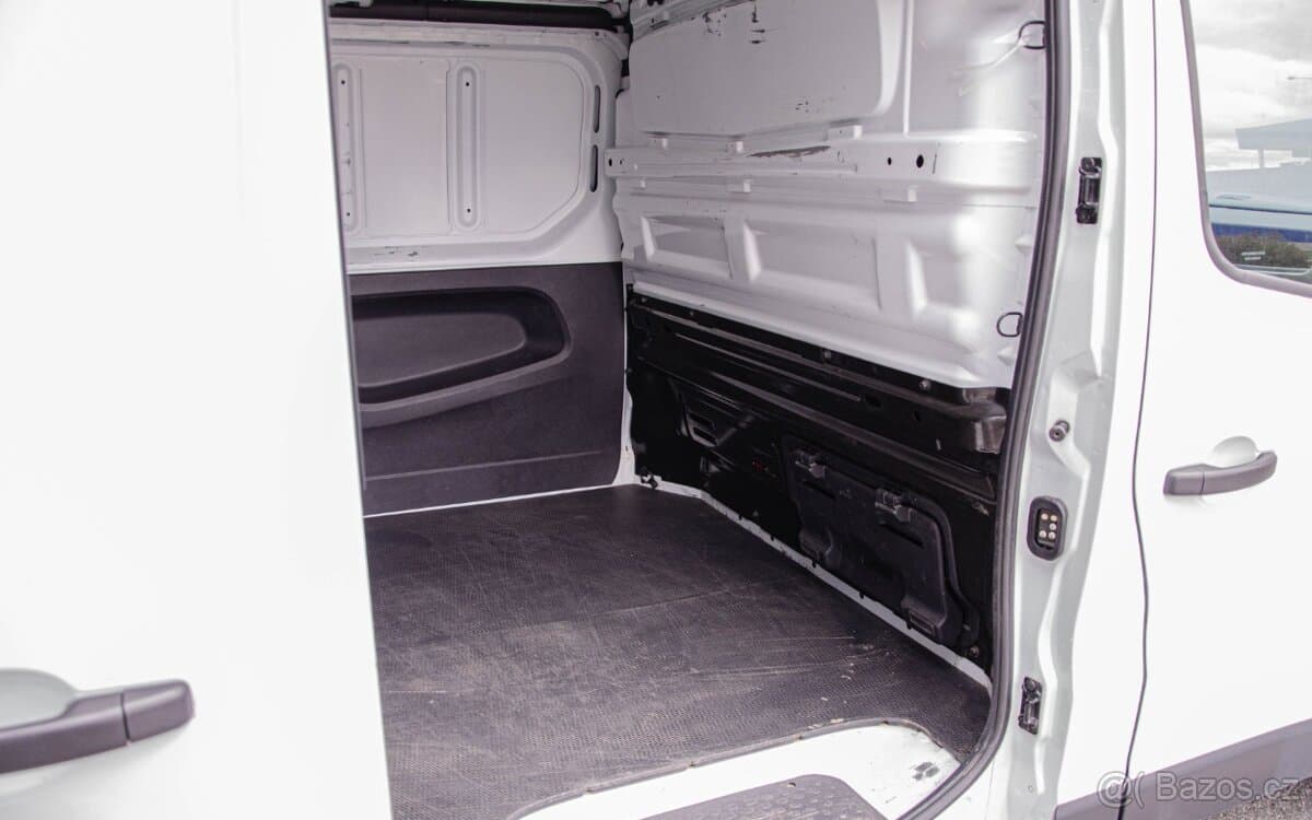 2019 Renault TRAFIC - 12