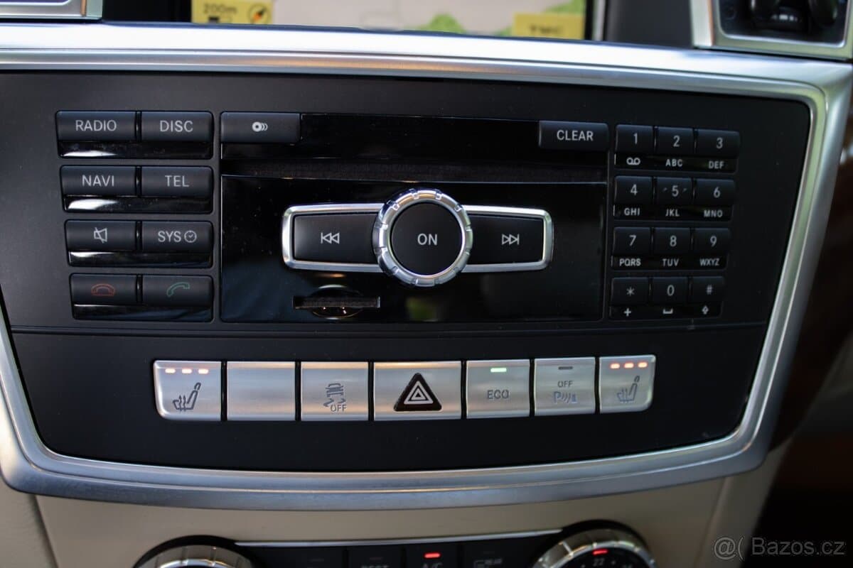 Mercedes-Benz M-CLASS - 12