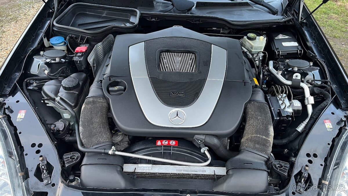 2005 Mercedes-Benz SL - 12