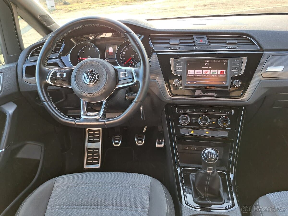 Volkswagen TOURAN - 12