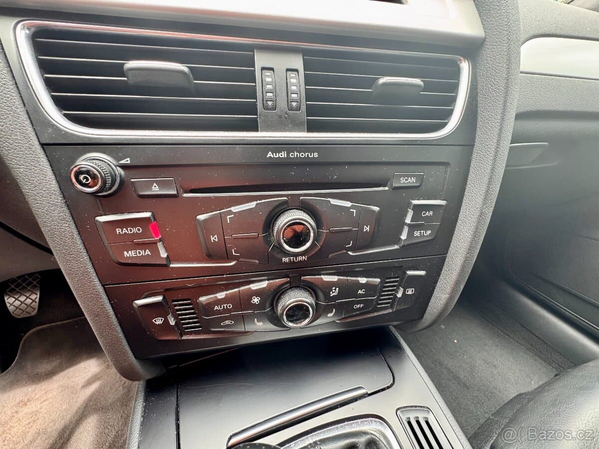 2011 Audi A4 - 12