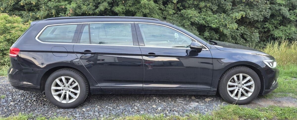 2016 Volkswagen PASSAT - 12