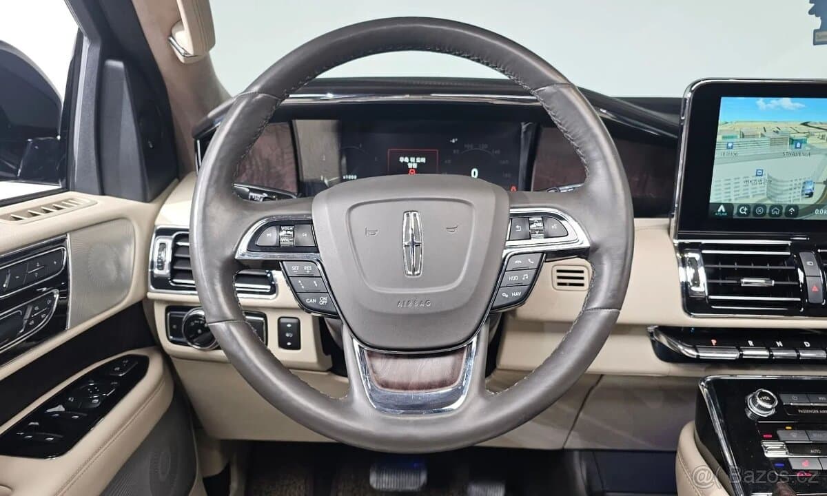 2021 Lincoln NAVIGATOR - 12