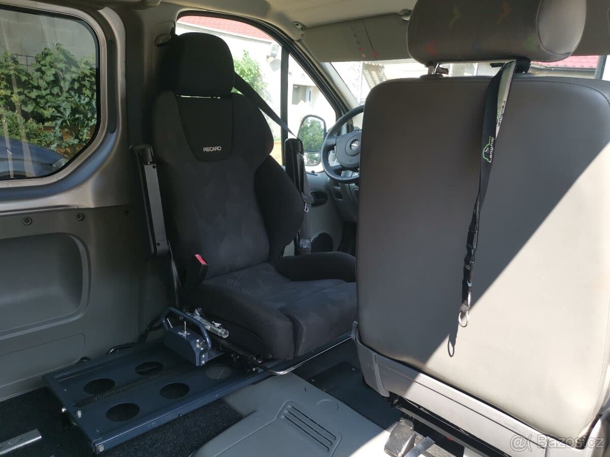 2015 Opel VIVARO - 12