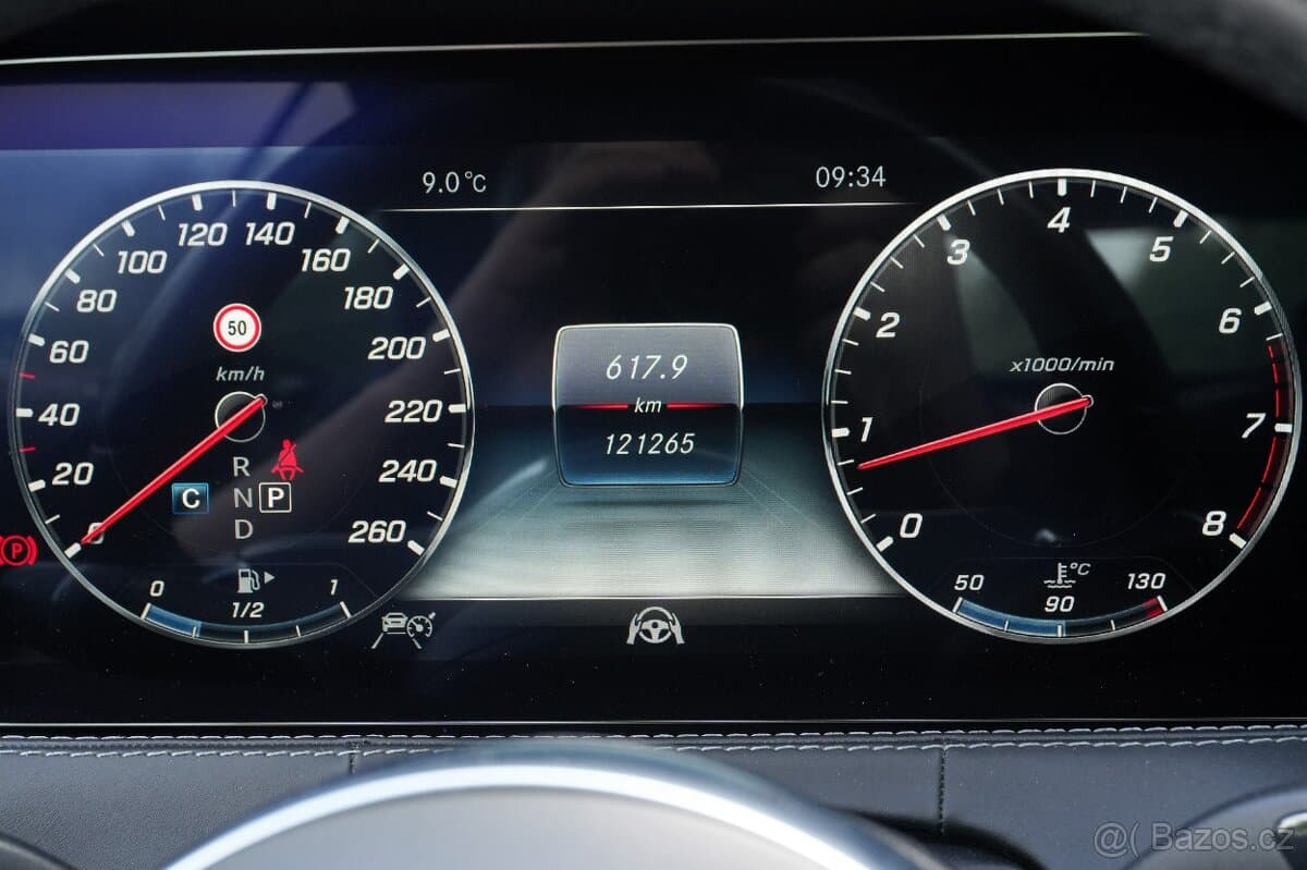2018 Mercedes-Benz OSTATNÍ - 12