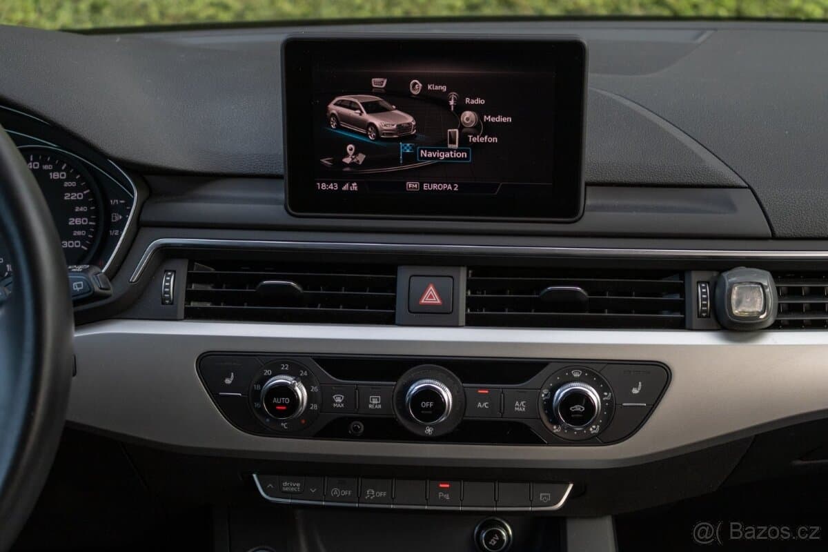 2019 Audi A4 - 12