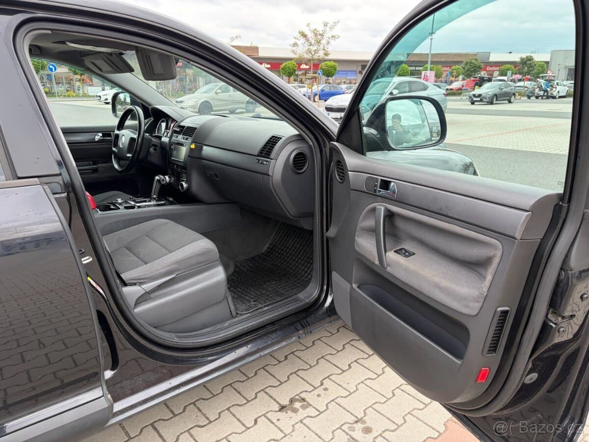 2007 Volkswagen TOUAREG - 12
