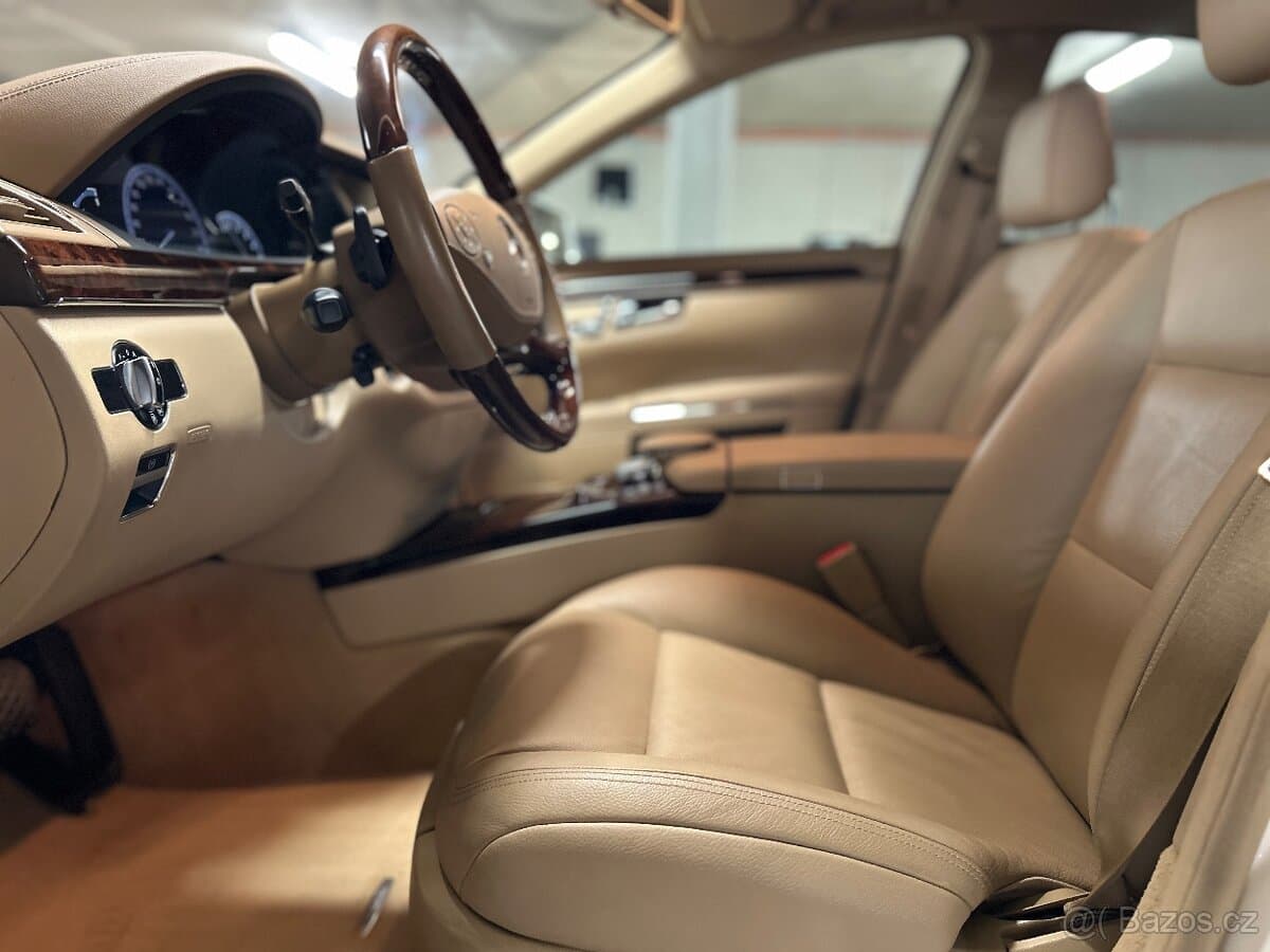 2009 Mercedes-Benz CL-CLASS - 12