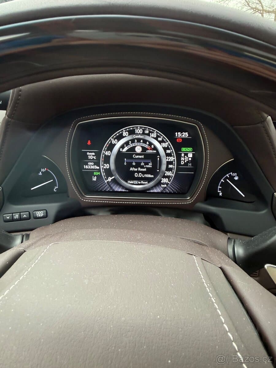 2019 Lexus LS - 12