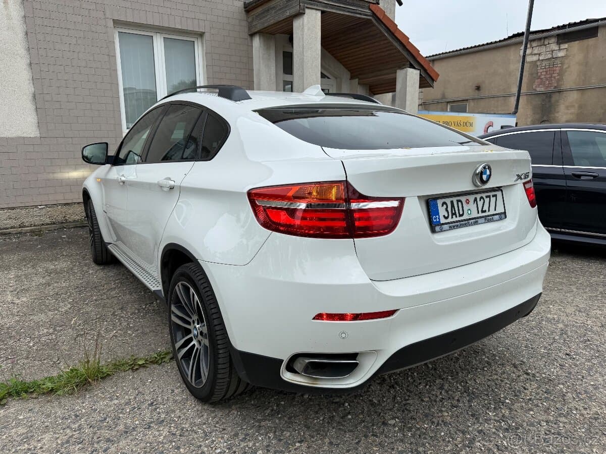 BMW X6 - 12