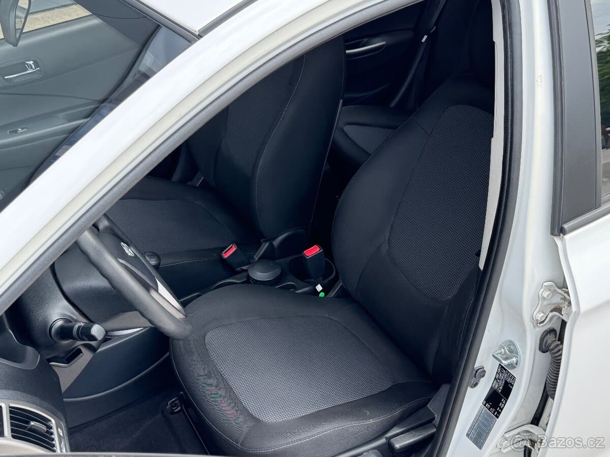 2014 Hyundai i20 - 12