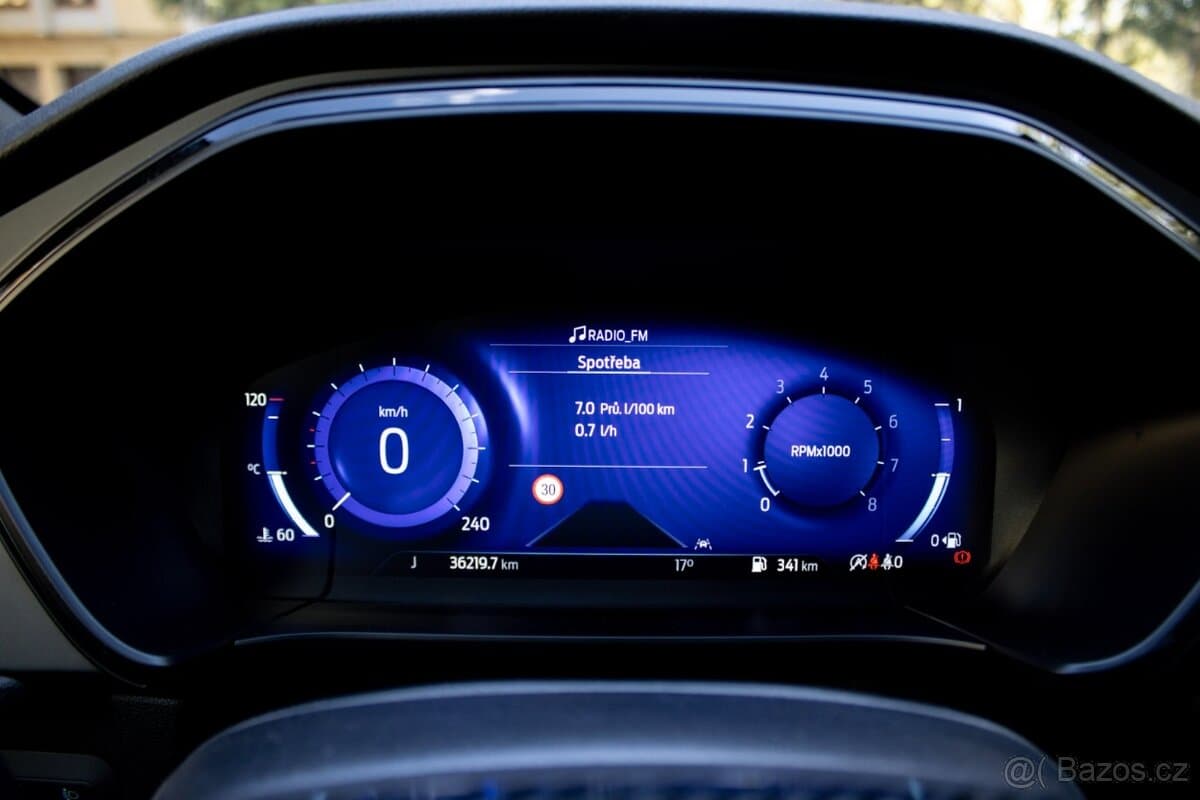 Ford KUGA - 12