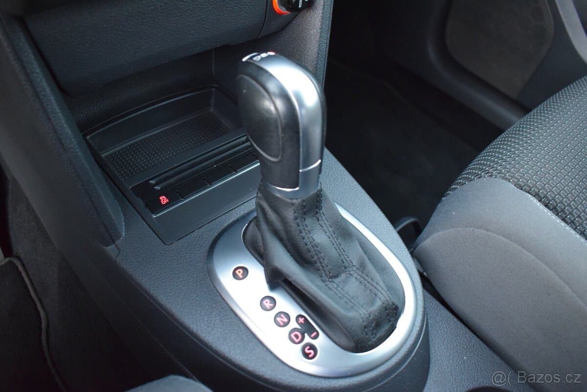 2011 Volkswagen TOURAN - 12
