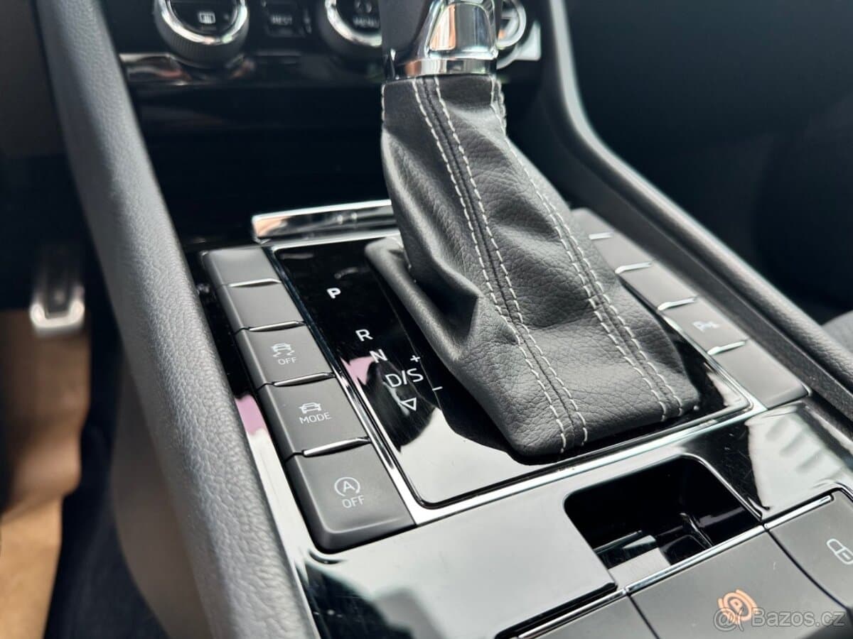 2019 Škoda SUPERB - 12