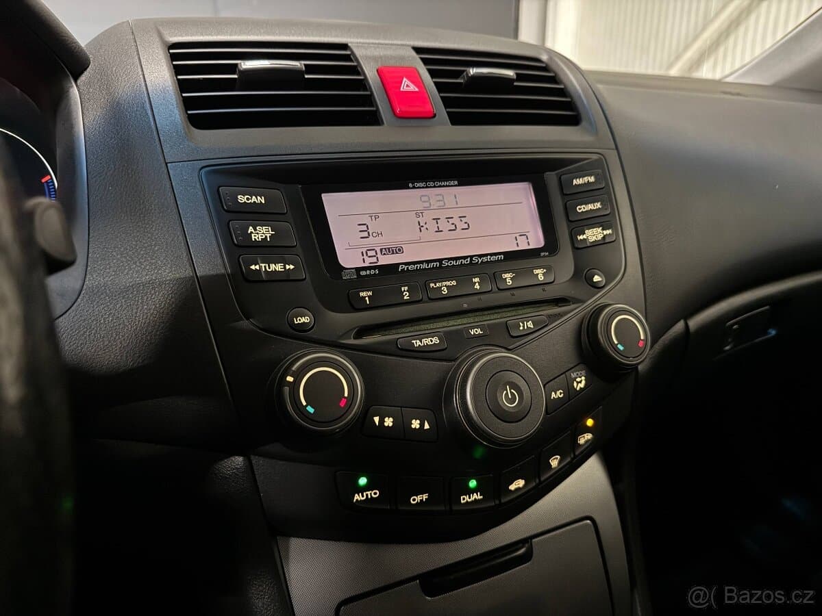 2006 Honda ACCORD - 12