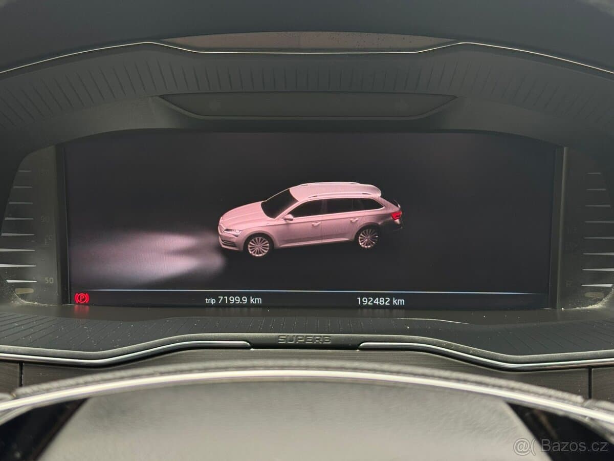 2022 Škoda SUPERB - 12