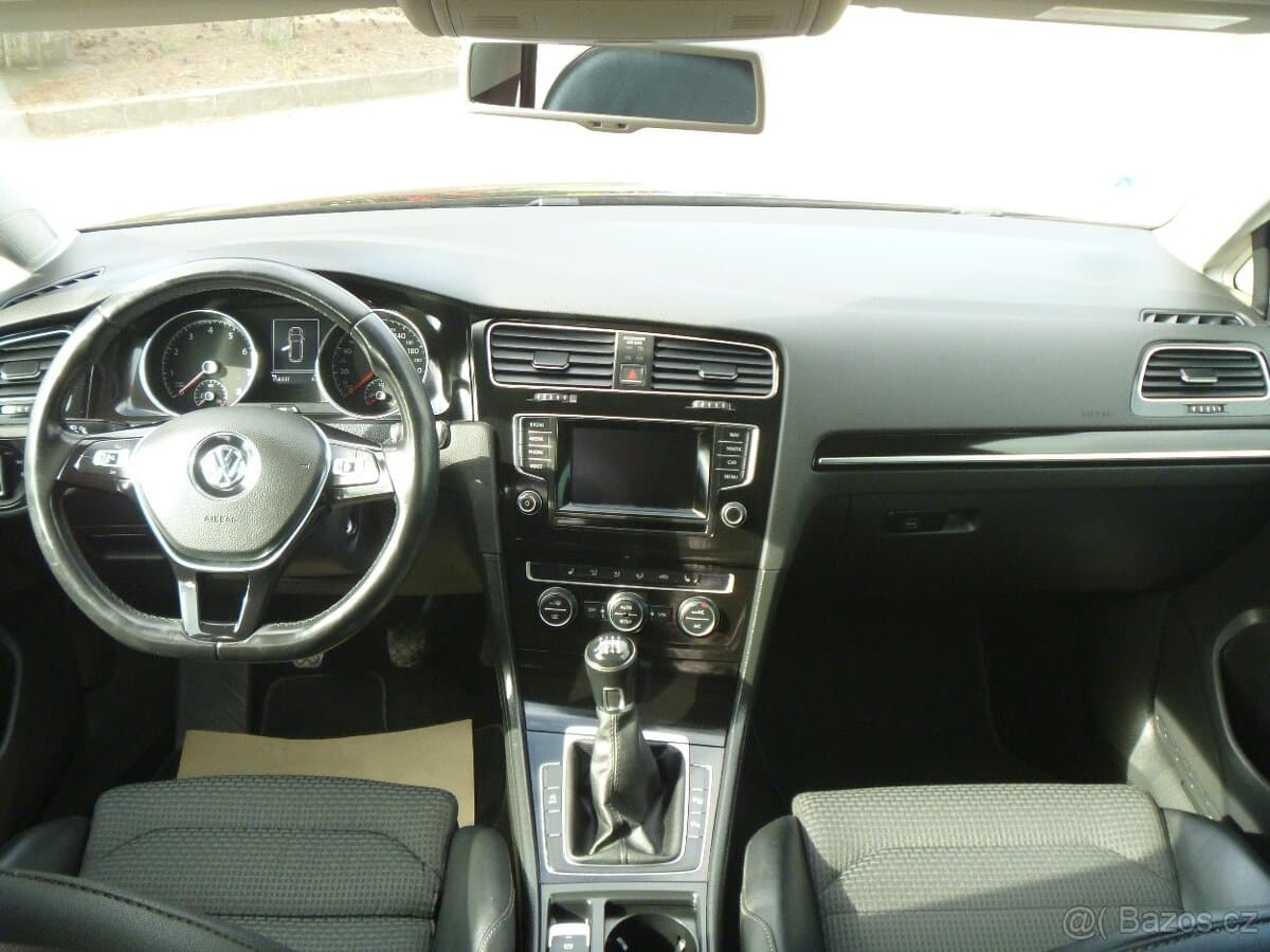 2013 Volkswagen GOLF - 12