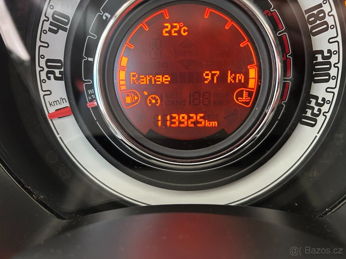 2017 Fiat 500 - 12