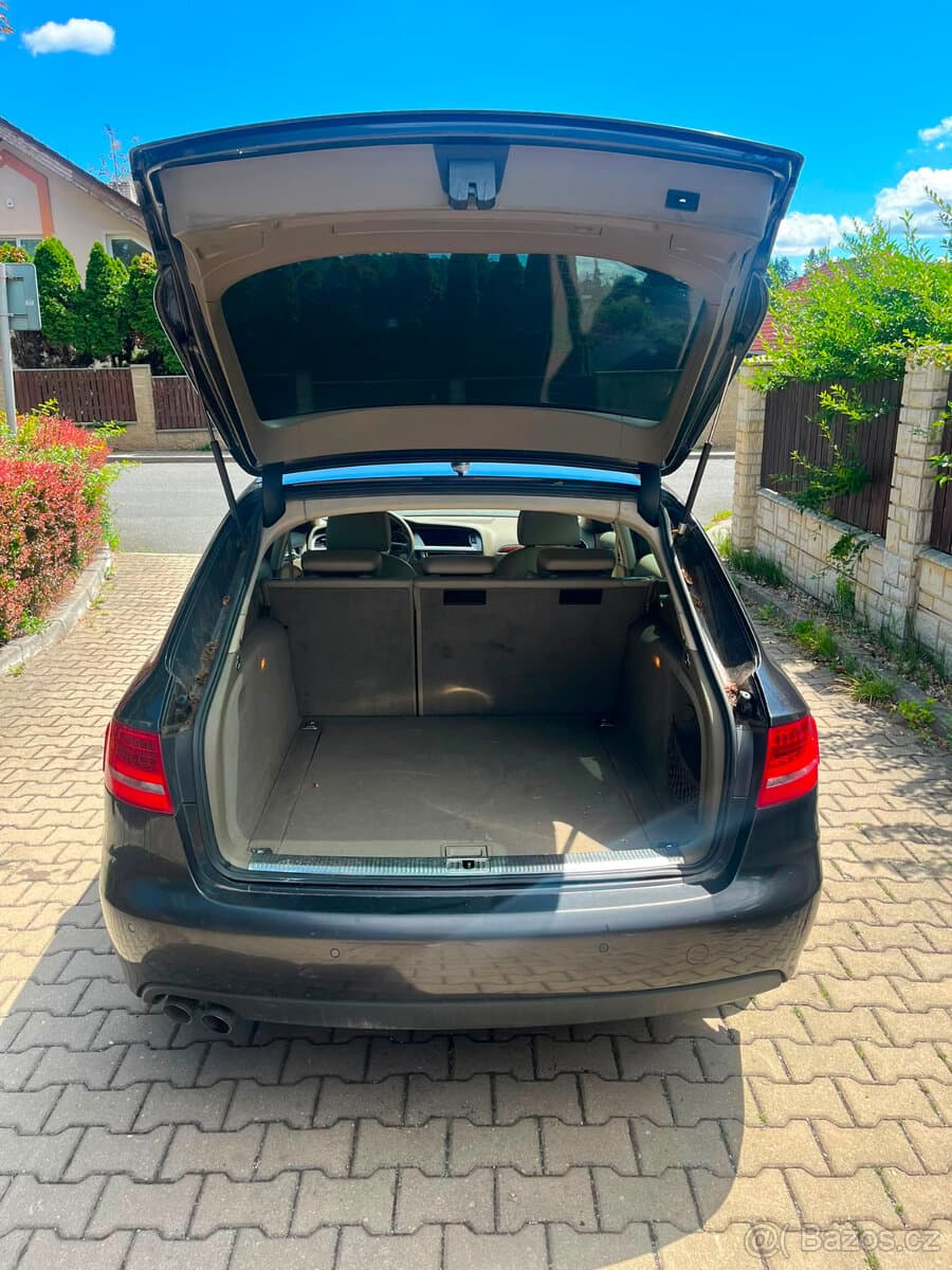 2010 Audi A4 - 12