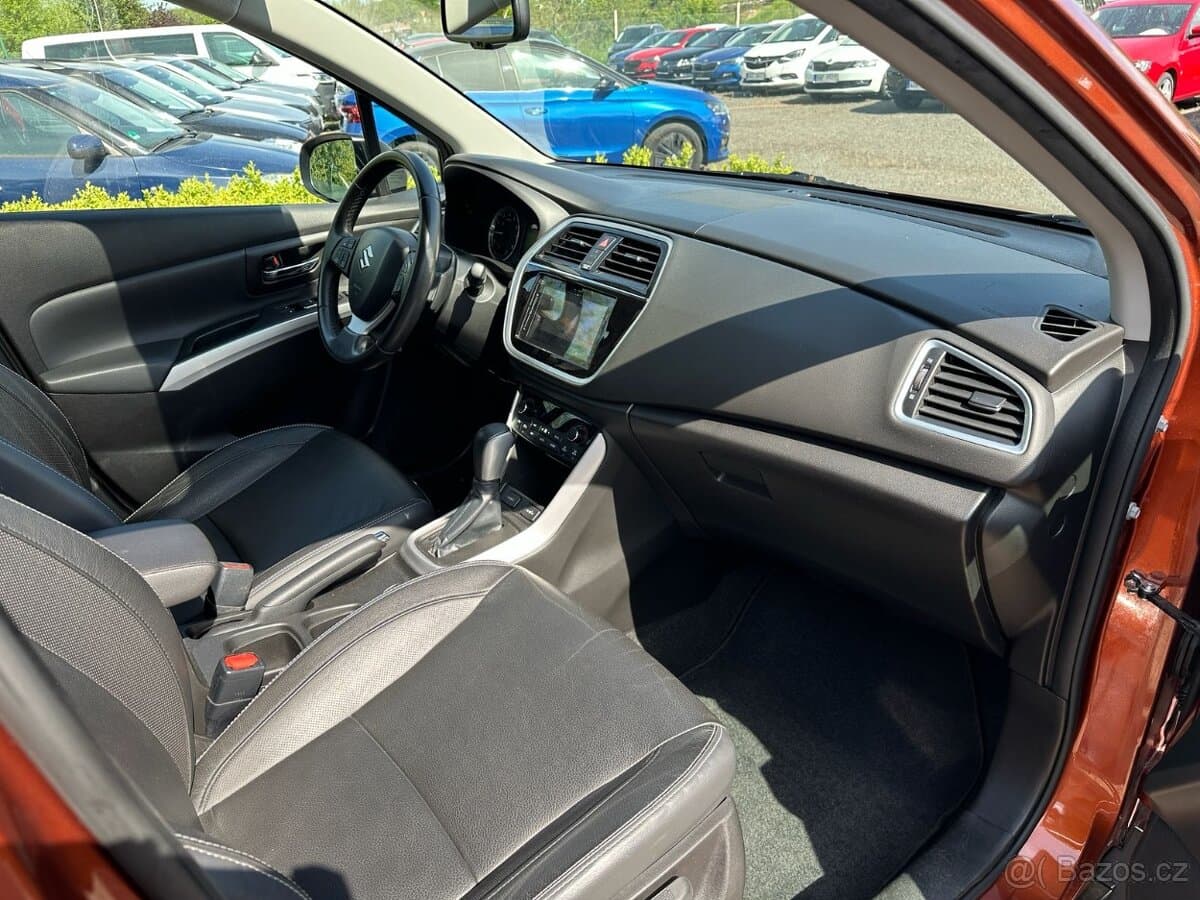 2017 Suzuki S-CROSS - 12